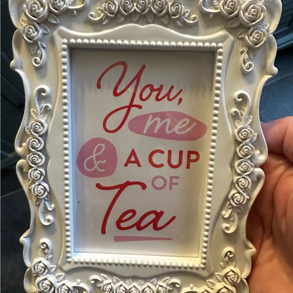 NWT Bullseye White Cottage Core Valentine’s Picture Frame - Picture 3 of 5